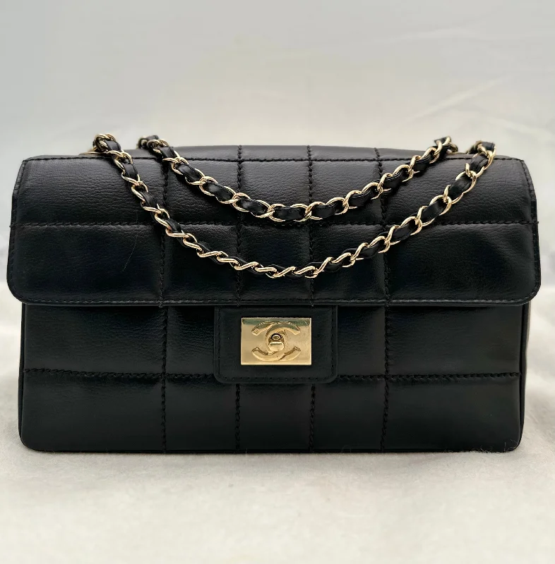 Chanel shoulder Bag (PREOWNED)