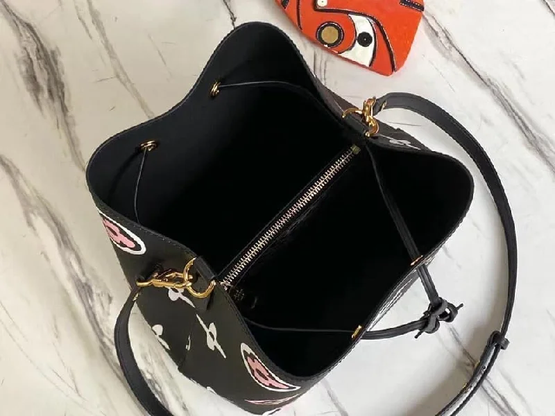 Louis Vuitton NeoNoe MM Bag