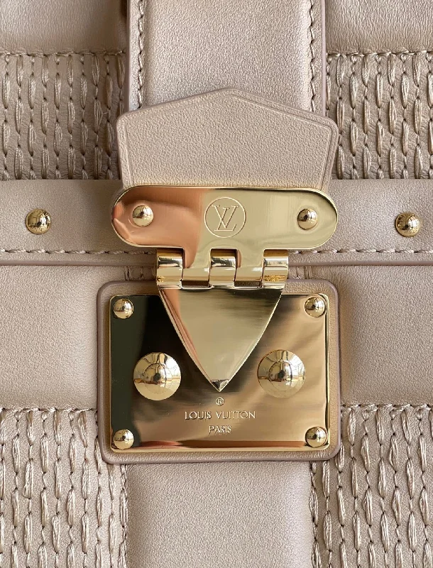 Louis Vuitton Troca MM Bag